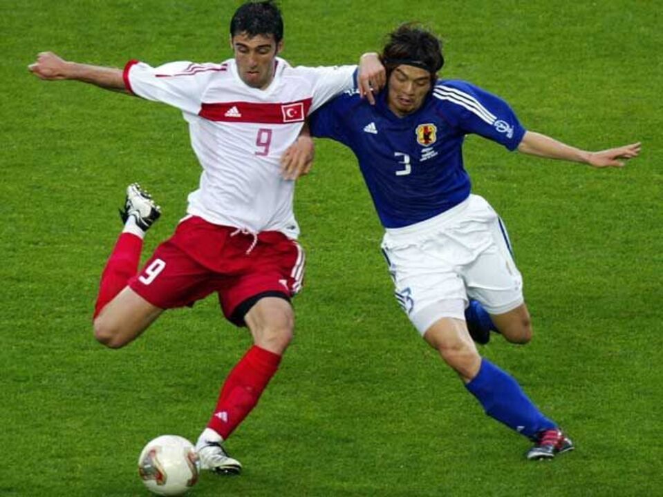 Naoki Matsuda desmaia em pleno campo