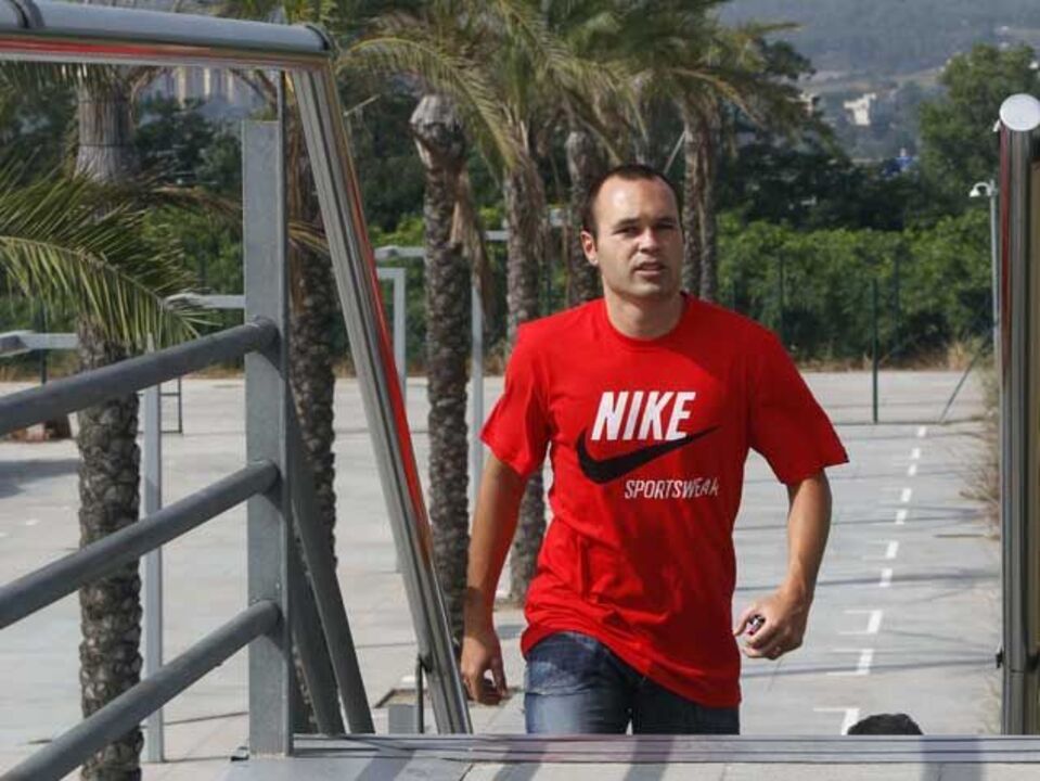 Iniesta: «Thiago tem talento acima da sua idade»