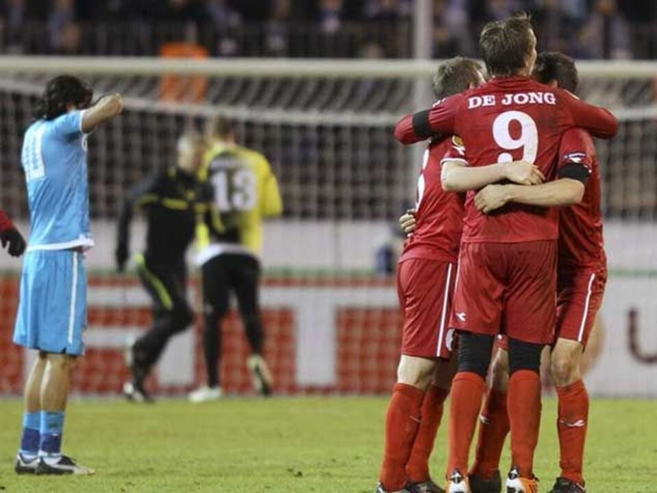 Twente quer vencer antes de receber águias