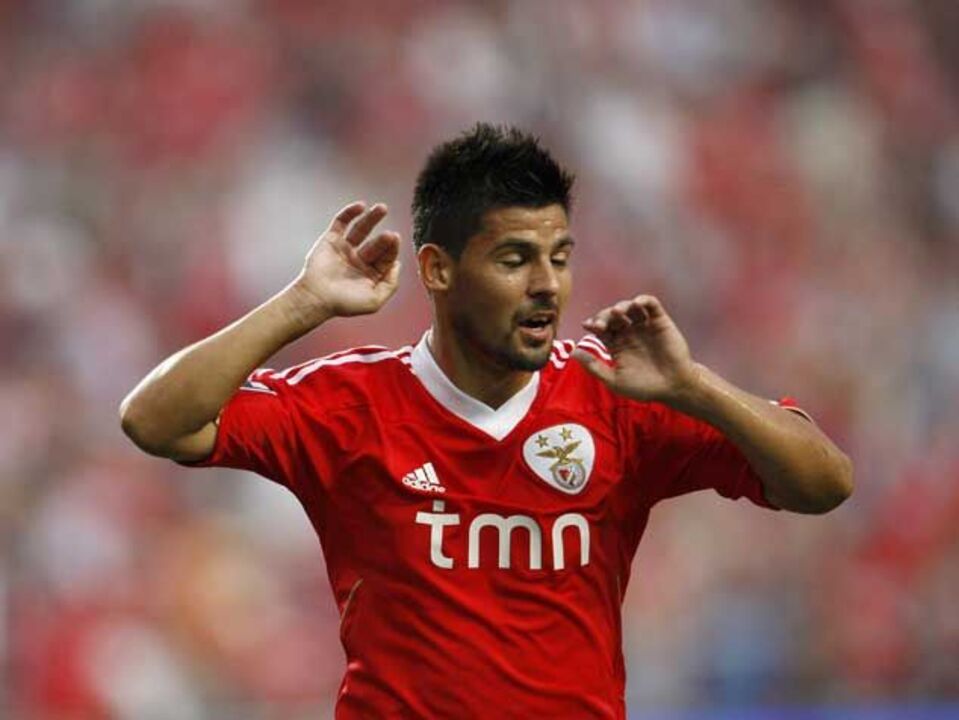 Nolito iguala Eusébio