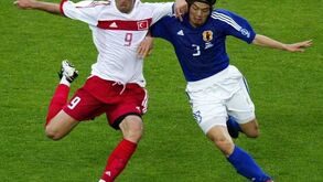 Naoki Matsuda morre após desmaiar em campo