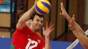 Seleção Nacional vence China