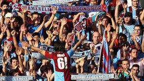 Trabzonspor substitui Fenerbahçe