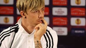Guti: «O craque do Real Madrid é Özil»
