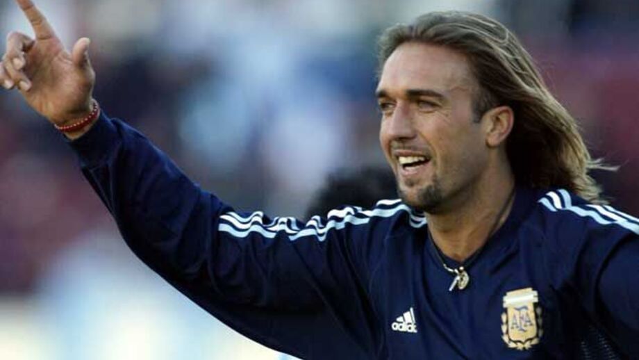 Batistuta quase não pode andar