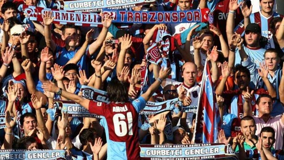 Trabzonspor substitui Fenerbahçe