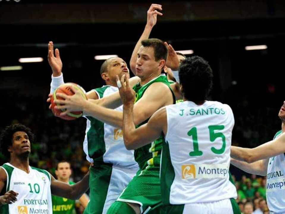 João Santos: «A 2.ª parte foi o que viram...»