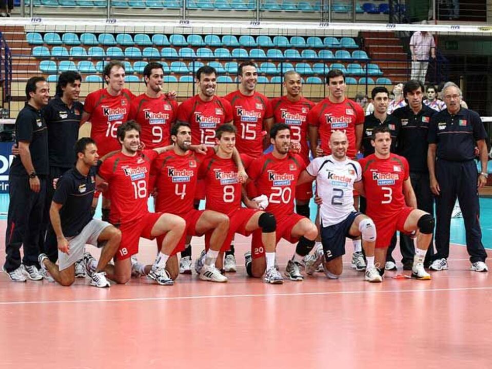 Seleção sob a batuta da geração de ouro