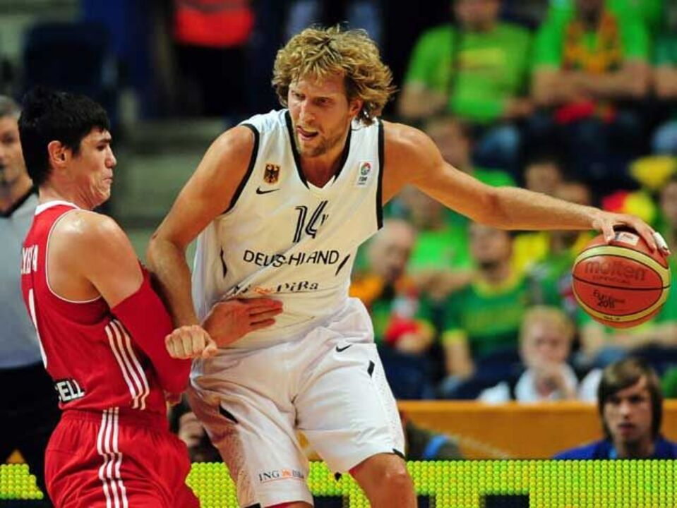 Alemanha vence Turquia e sonha com os "quartos"