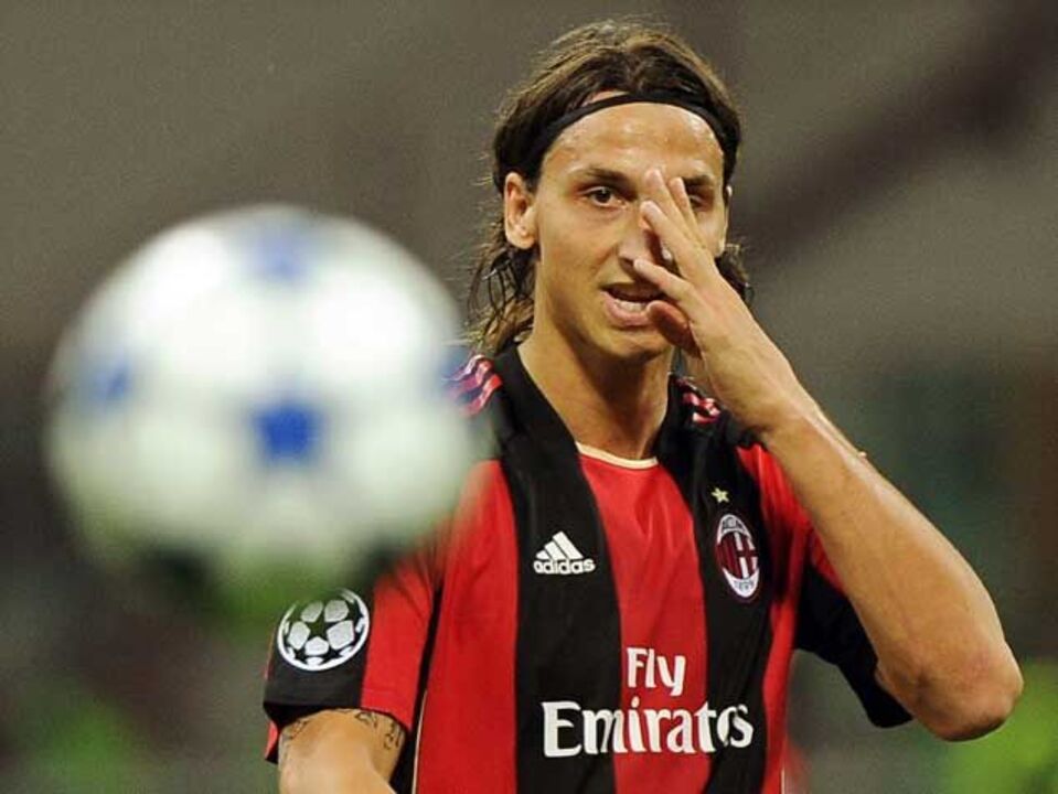 Ibrahimovic não viaja para Barcelona