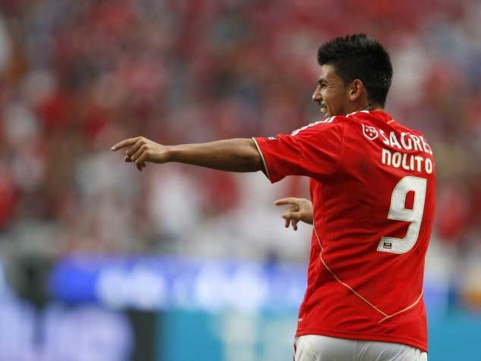 Espanhol resolve exame da Luz