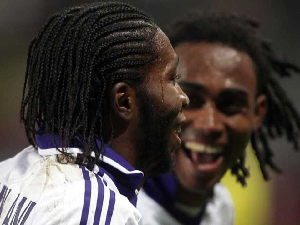 Lokomotiv perde com Anderlecht