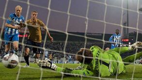 Grupo K: Fulham de Orlando Sá vence Odense