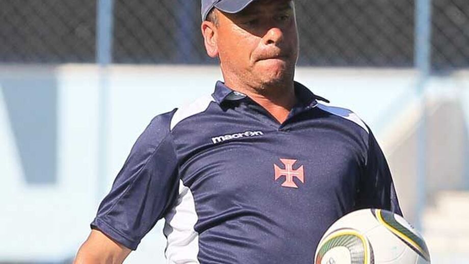 José Mota aposta em jogadores que utilizou na Primeira Liga