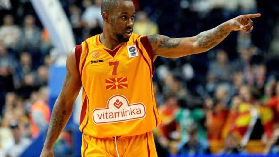 Macedónia continua imparável