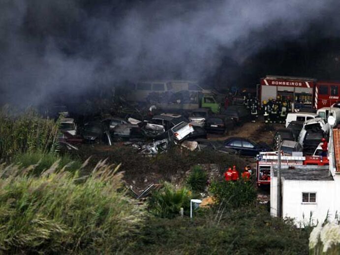 Incêndio perto de Sintra está circunscrito