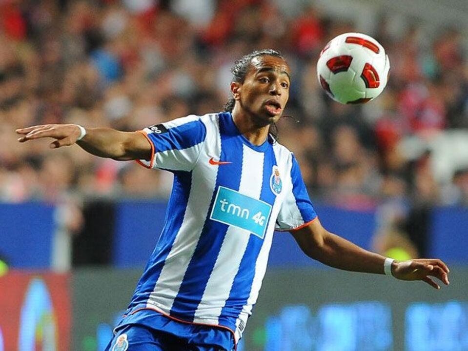 "Velha guarda" resgatada