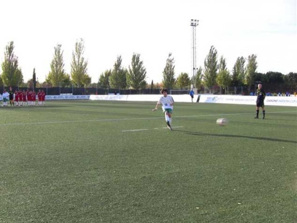 Danone Cup: Penáltis custam derrota