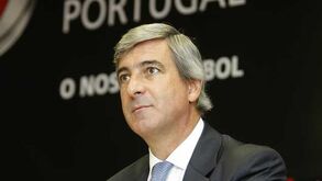 José Luís Arnaut na lista de Fernando Gomes