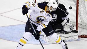 NHL: Sabres batem Kings em Berlim