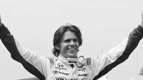 Paddock presta tributo a Dan Wheldon