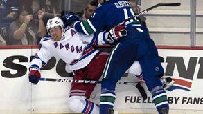 NHL: Canucks humilhados em casa