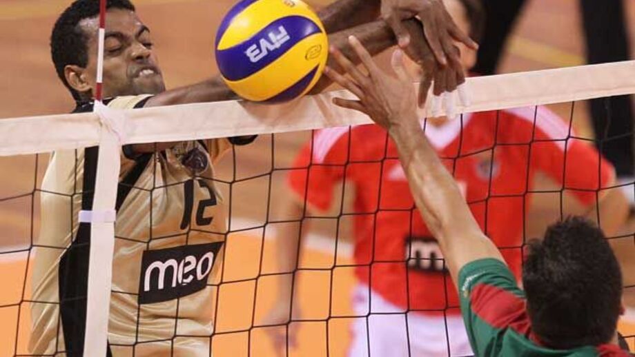 Benfica entra a ganhar no campeonato