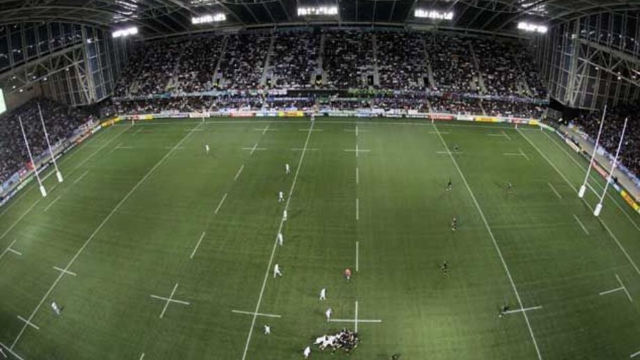 Johnny Wilkinson alarma velhos rivais