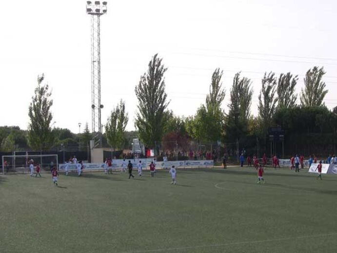 Danone Cup: Derrotas com Rússia (2-0) e Itália (0-1)