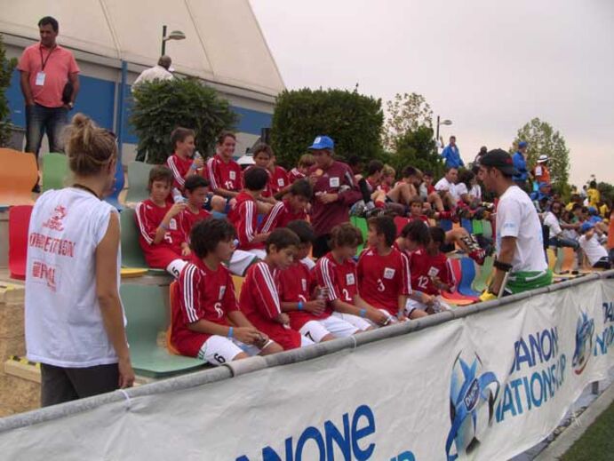 Danone Cup: Golos e vitória chegam à tarde