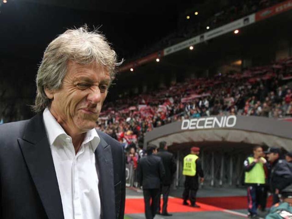 A maldição continua