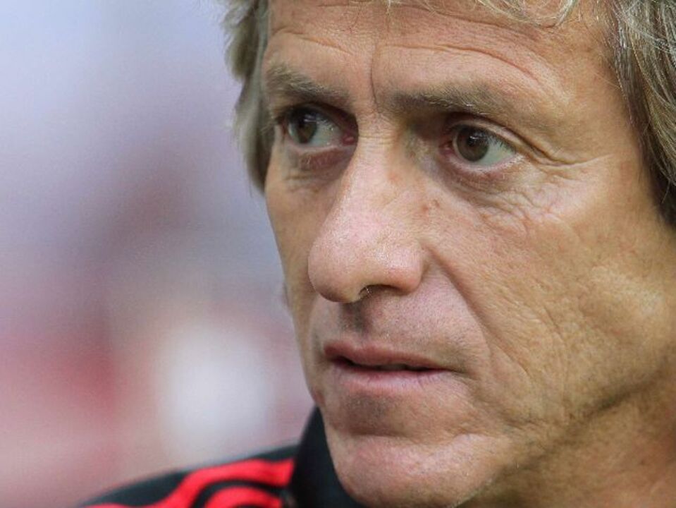 Jorge Jesus com 5 pontos