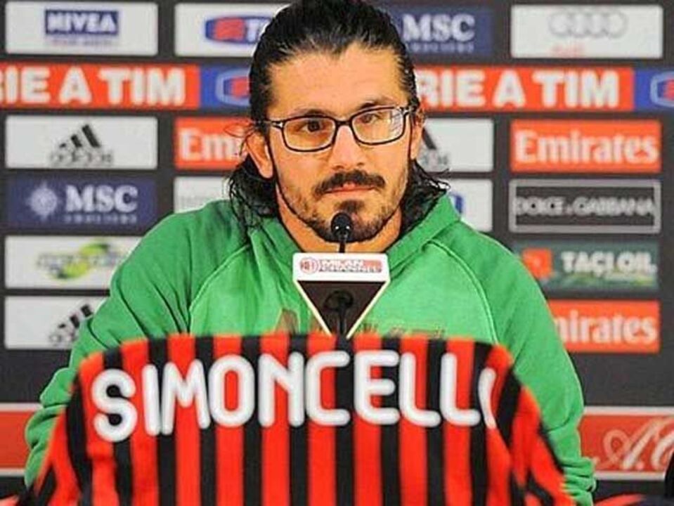 Gattuso volta aos treinos