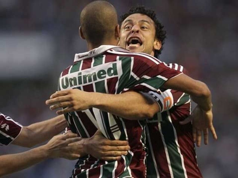 Flu vence com póquer de Fred em jogo louco