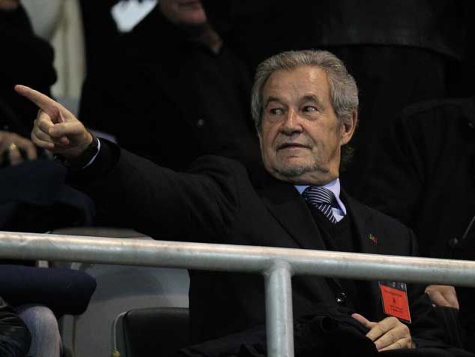 Participação vale 9,2 milhões à FPF