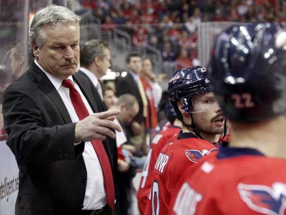 NHL: Capitals perdem na estreia de Hunter