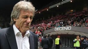 A maldição continua