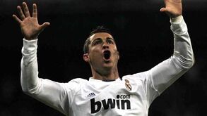 Ronaldo comanda armada merengue em Valencia
