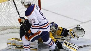 NHL: Oilers continuam a surpreender
