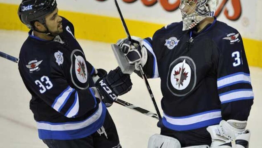 NHL: Jets regressam aos triunfos