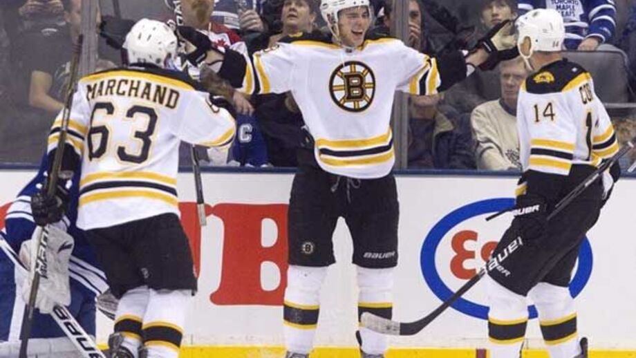 NHL: Joe Corvo escapa à razia