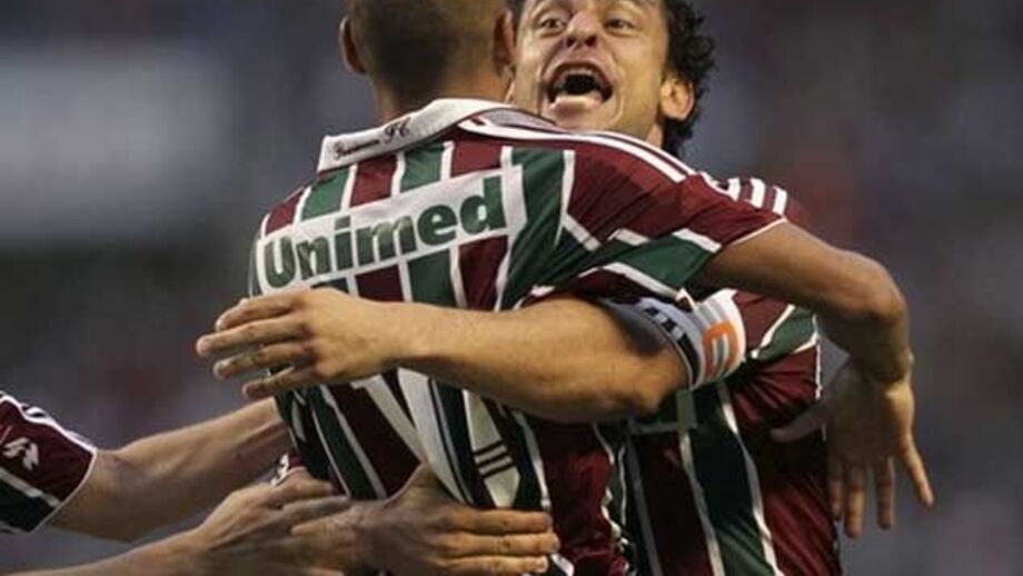 Flu vence com póquer de Fred em jogo louco