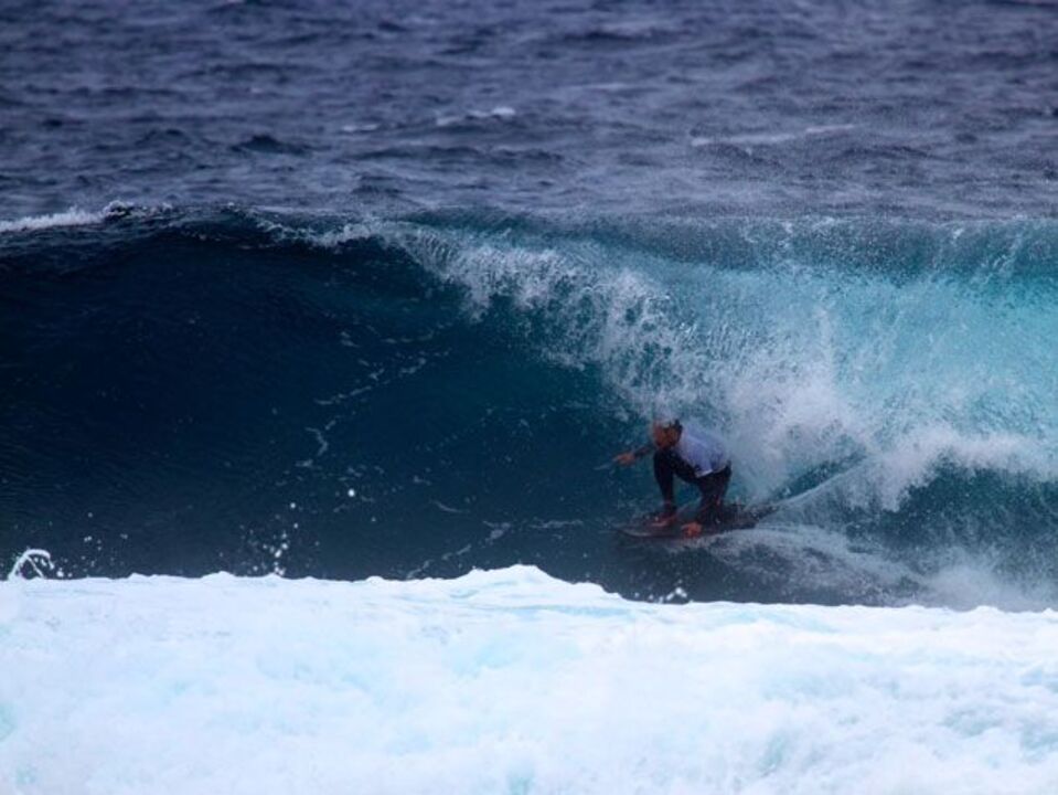 Bodyboard: Luís Pereira triunfa em Dropknee