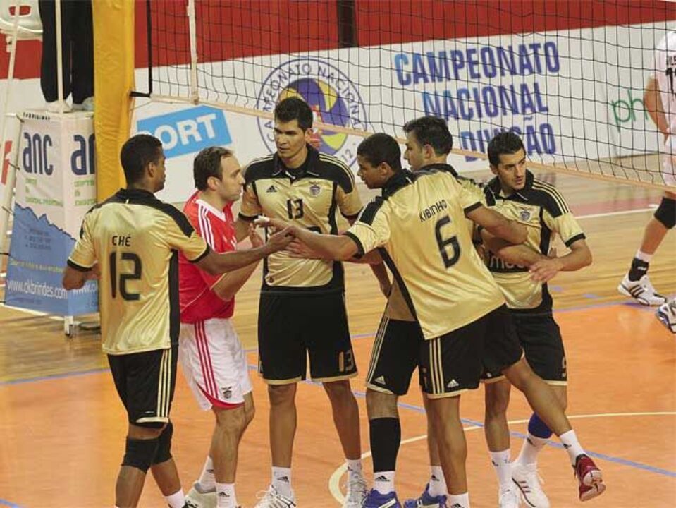 Benfica mantém registo imaculado