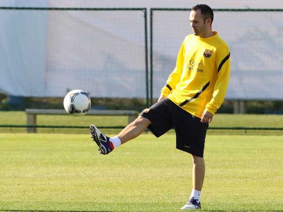 Iniesta vai parar 15 dias