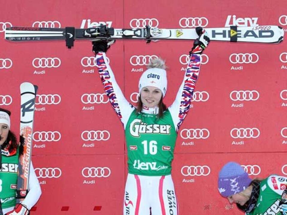 Esqui Alpino: Fenninger ganha Taça do Mundo