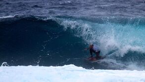 Bodyboard: Luís Pereira triunfa em Dropknee
