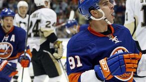 NHL: Tavares mata seca e Islanders vencem