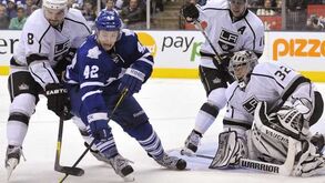 NHL: Doughty e Ribeiro em bom plano