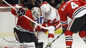 NHL: Chicago fecha 2011 com triunfo saboroso
